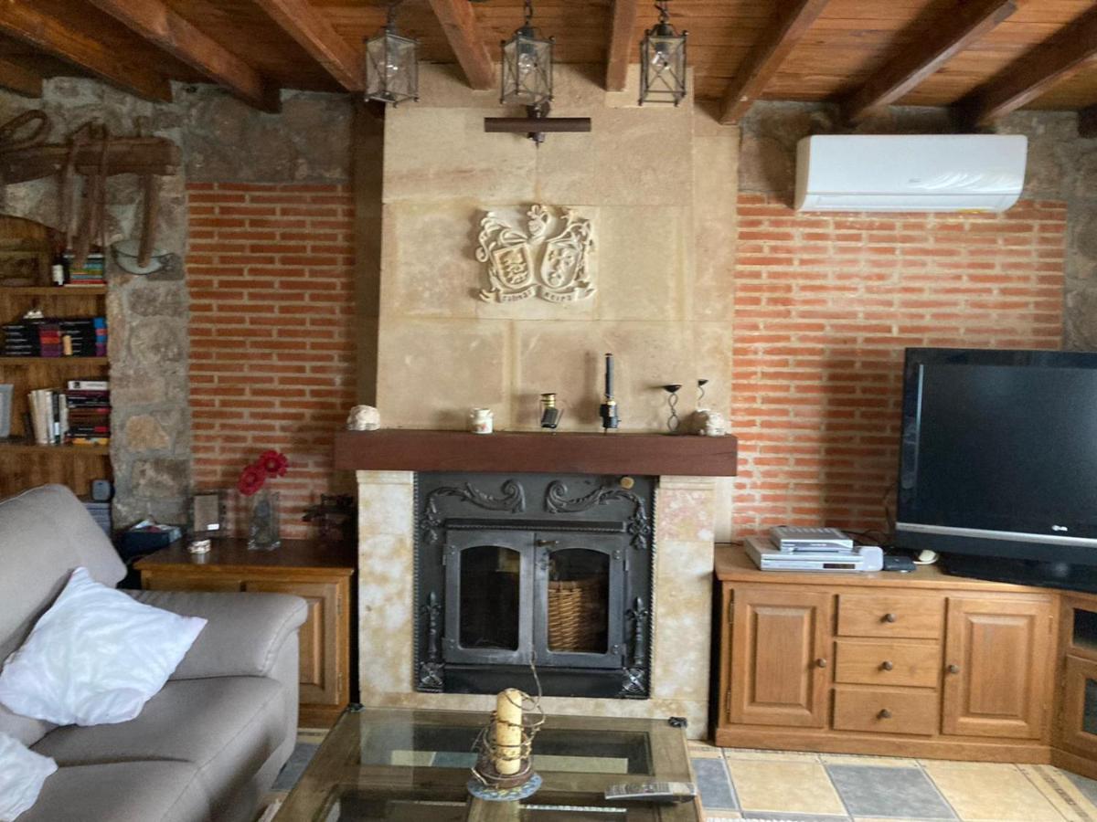 Casa Rural Neira Almenara de Tormes Exterior foto