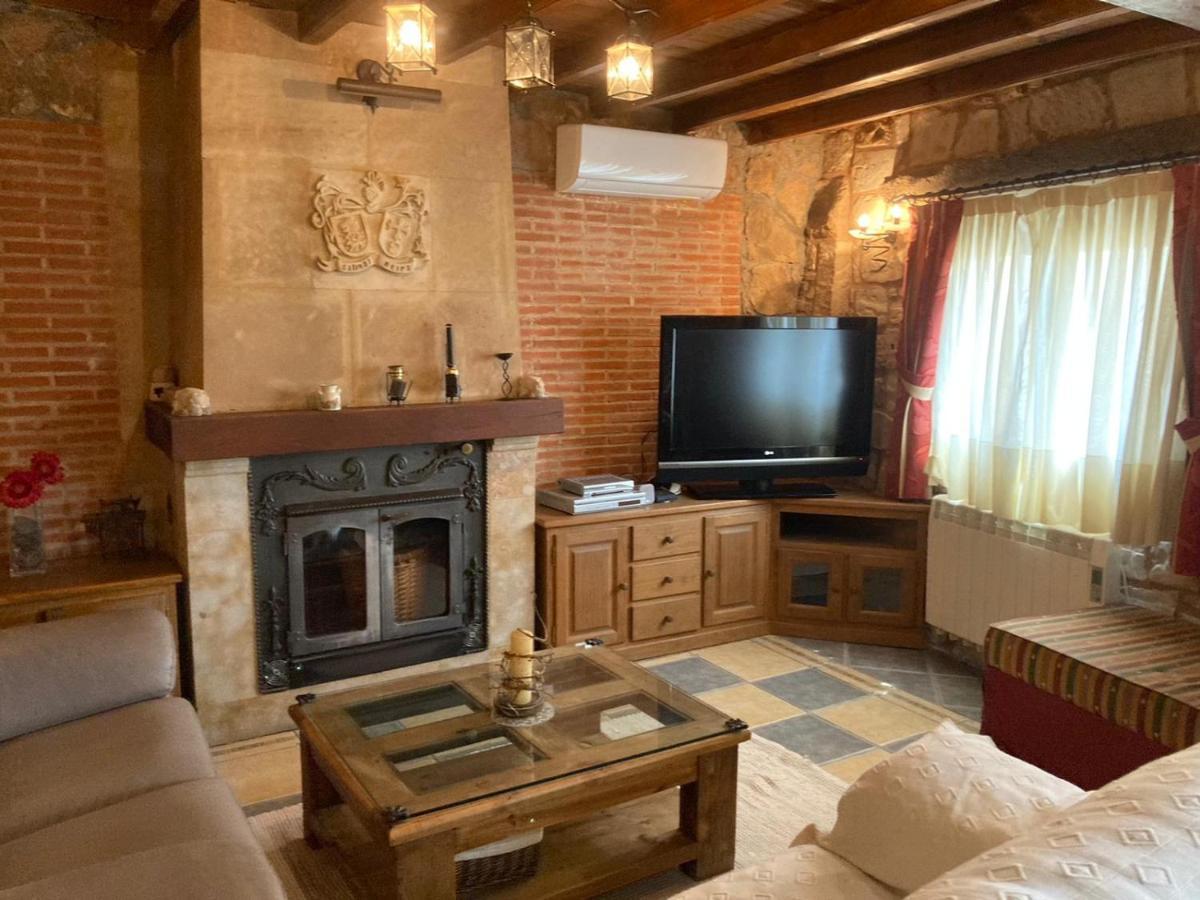 Casa Rural Neira Almenara de Tormes Exterior foto